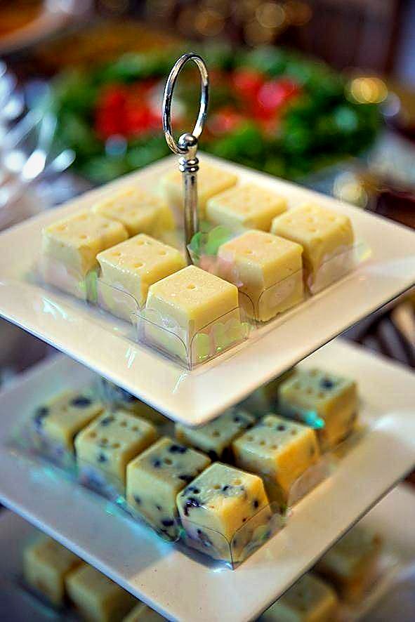 Fudges servidos em bandeja